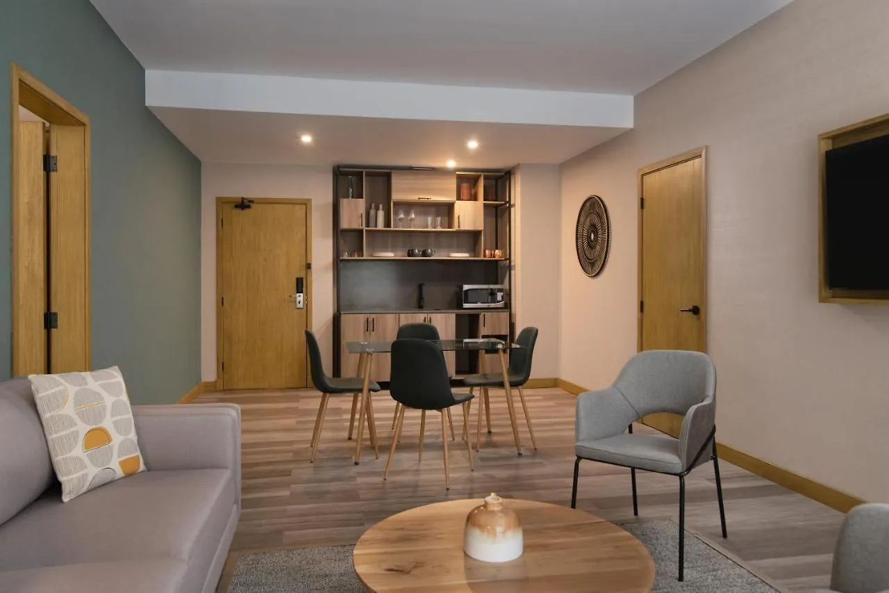 Courtyard By Marriott Santo Domingo Hotel