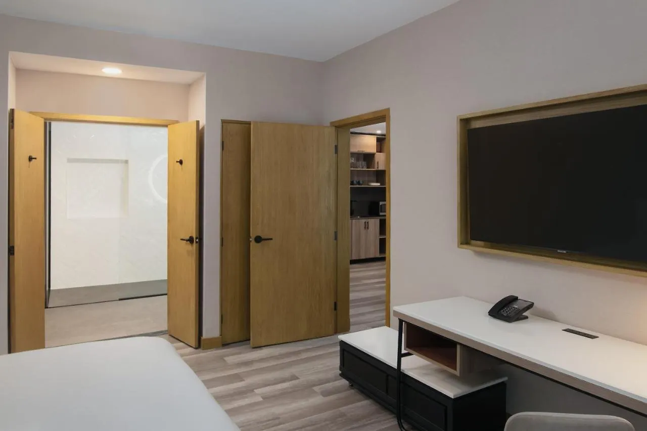 Hotel Courtyard By Marriott Saint-Domingue