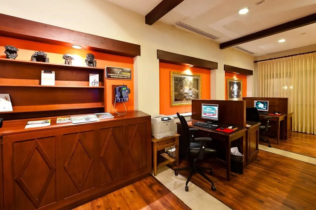 Hotel Courtyard By Marriott Saint-Domingue