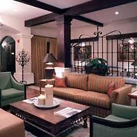 Courtyard By Marriott Santo Domingo Otel 3*,